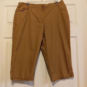 NWT Ruby Rd. Nutmeg Color Beaded Capris, Size 16P